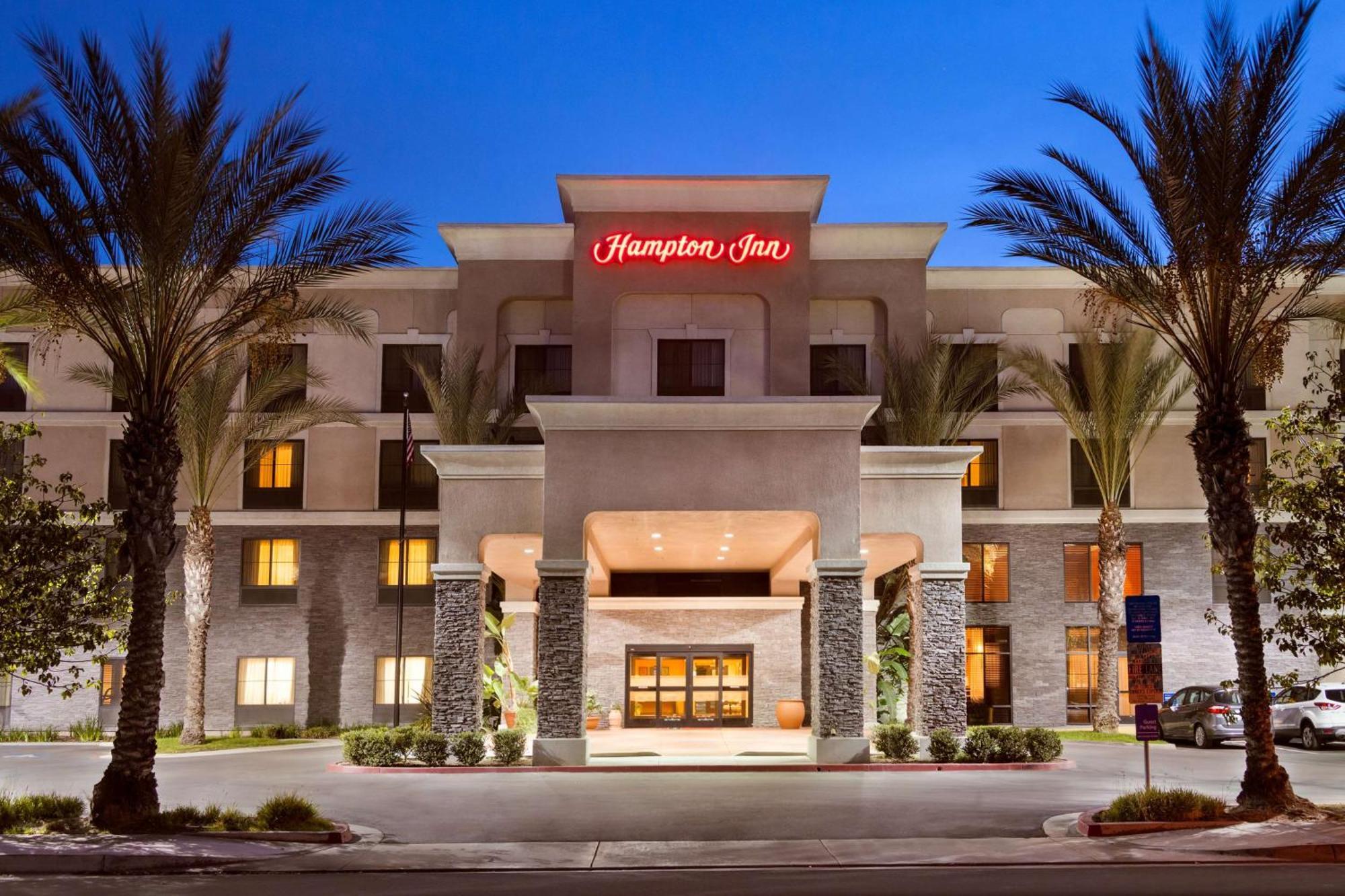 Hampton Inn Los Angeles Orange County Сайпръс Екстериор снимка