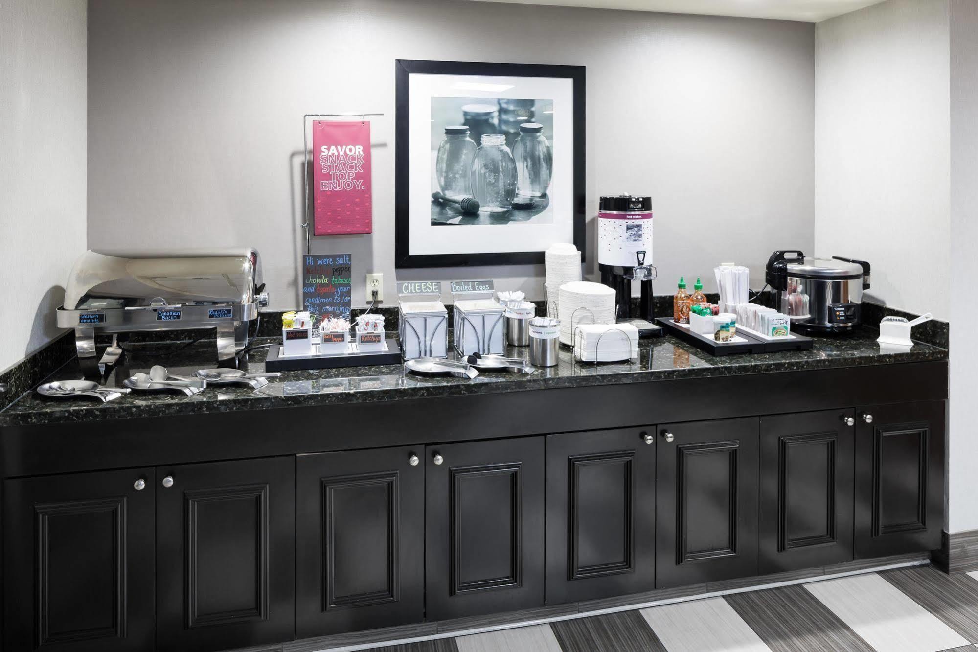Hampton Inn Los Angeles Orange County Сайпръс Екстериор снимка